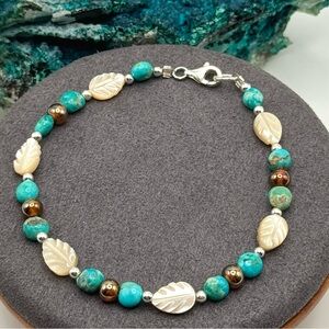 🩵REFINED Turquoise Mother Of Pearl Glass Sterling Bracelet🩵